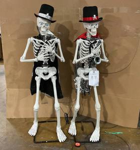 Member's Mark Musical Halloween Skeletons, Set of 2
