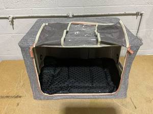 lot 175 image: Puppy Incubator, Pet Atomization Oxygen Box, Incubator for Kitten and Puppies, Pet Nncubator with Nebulization Kit and Pets Blanket 100L  24L x 16W x 16Th