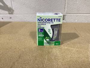 lot 451 image: Nicorette Mini Nicotine Lozenges Stop Smoking Aid 2 Mg Mint - 81 Ct