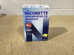 lot 454 image: Nicorette  4mg Nicotine Gum Original (110 Ct)