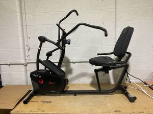 lot 91 image: Performance Smart Recumbent Bike With Arm Exerciser