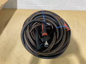 lot 330 image: Giraffe Tools Garden Hose 100ft x 58, Water Hose Heavy Duty, Flexible, Lightweight Hybrid Hose with Swivel Handle, Male to Female Fittings, Burst 600 PSI