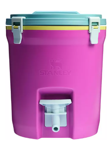 lot 193 image: Stanley 2 Gallon Adventure Fast Flow Water Jug