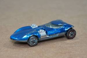 lot 53 image: Original Hot Wheels Redline Twinmill - Blue