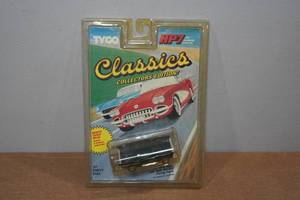 lot 75 image: Vintage Tyco 57 Chevy HO Scale Slot Car