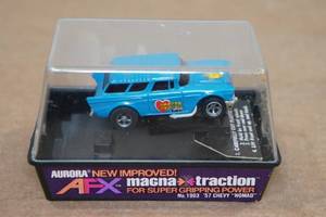 lot 83 image: Vintage Aurora 57 Chevy Nomad HO Scale Slot Car