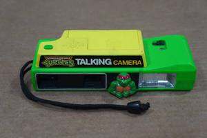 lot 120 image: Vintage Teenage Mutant Ninja Turtles Talking Camera