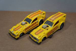 lot 172 image: 2 Vintage Ground Shaker Race Cars