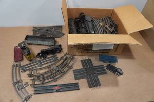 lot 182 image: Vintage Train Set