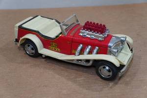 lot 189 image: Vintage Battery Powered Car