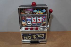 lot 227 image: Mini Slot Machine with Sound and Lights