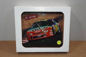 lot 254 image: Nascar Jeff Gordon Clock