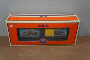 lot 278 image: 1957 Lionel Art Boxcar