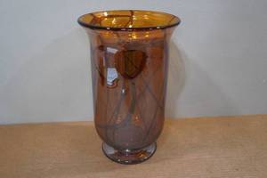lot 295 image: Vintage Artisan Studio Blown Glass Vase