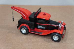 lot 314 image: Liberty Classics Snap-On Ford Model A Replica