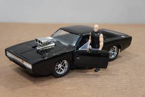 lot 318 image: Fast and Furious Dodge Charger with Dom Figure