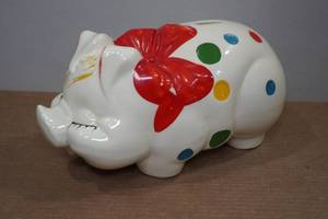 lot 355 image: Vintage Large 1950s Shawnee Piggy Bank