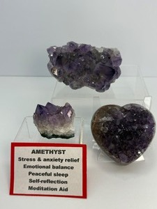 lot 79 image: Amethyst lot of 3 deep purple heart 328 gm.11.6 oz., large deep purple geode piece 469 gm.1 lb., small geode piece 89 gm.3 oz.
