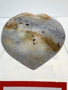 lot 270 image: Ocean Jasper Polished Heart 332gm11.7oz.