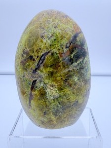 lot 113 image: Green Opal Freeform 823 gm.1 lb. 13 oz.