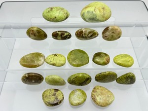 lot 136 image: Green Opal Tumbles Lot of 19 552 gm.1 lb. 3.5 oz