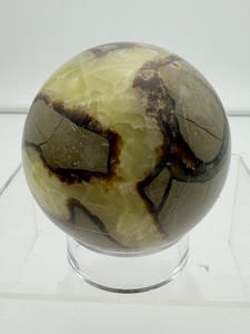 lot 128 image: Septarian Sphere 65mm, 410 gm.14.6 oz.