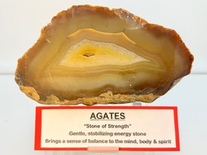 lot 147 image: Agate Solid Geode Polished Half 1.25 kilo2 lb.12 oz.