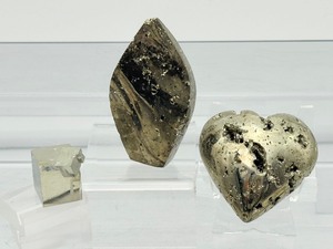 lot 173 image: Pyrite Lot of 3 small flame, heart and small cube cluster 291 gm.10.2 oz.