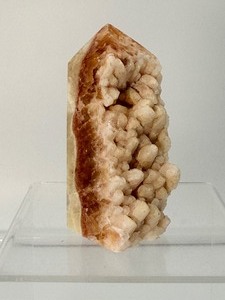 lot 292 image: Dog Tooth Calcite Tower 171gm6oz.