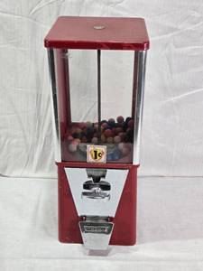 lot 2 image: Oak Gumball Vending Machine - No Key