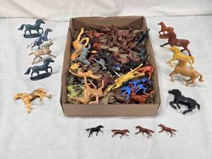 lot 47 image: Box of Plastic Toy Horses and Figurines