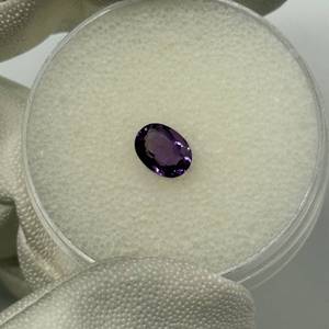 lot 6 image: .87 Carat Amethyst