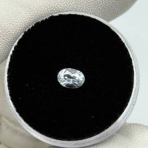 lot 10 image: .74 Carat Aquamarine