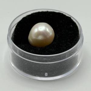 lot 16 image: 11.65mm Pearl Full Drilled