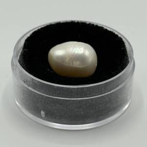 lot 19 image: 11.52mm Pearl Full Drilled