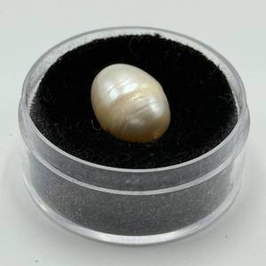 lot 20 image: 11.35mm Pearl Full Drilled