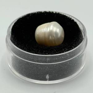 lot 24 image: 11.66mm Pearl Full Drilled