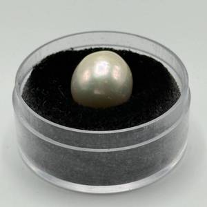 lot 25 image: 12.62mm Pearl Full Drilled