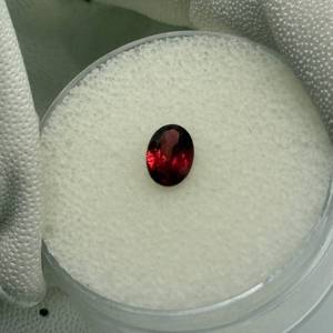 lot 42 image: 1.04 Carat Rhodolite Garnet