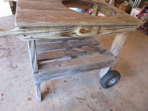 lot 5 image: Wooden Cart