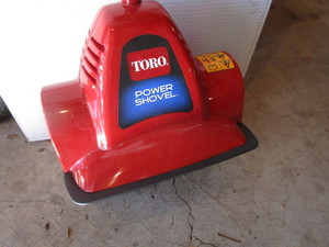 lot 6 image: Toro Electric Power Shovel