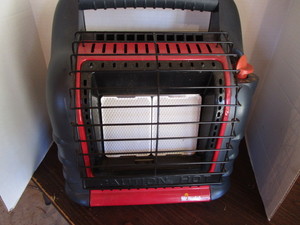 lot 8 image: Mr Heater