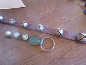 lot 33 image: Sleigh Bells
