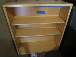 lot 38 image: Metal Bookshelf