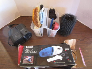 lot 39 image: Totes Vac, Alarms, Gutter Guard