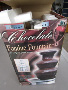 lot 89 image: Stainless Fondue Fountain