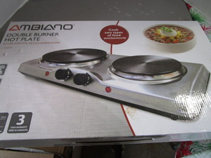 lot 105 image: Double Burner Hot Plate