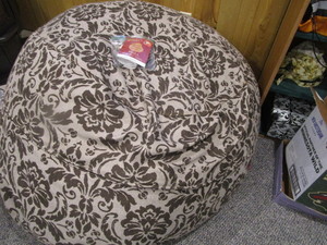 lot 141 image: CordaRoys Bean Bag