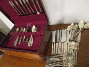 lot 153 image: Silverware Box & Partial Sets