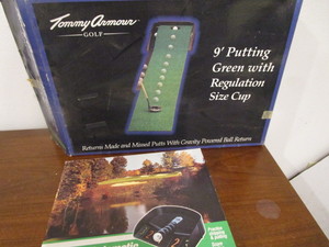 lot 164 image: Indoor Golf Items